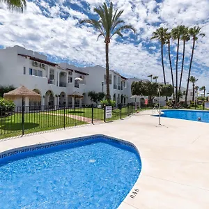 Appartement Renovated On Beachside With Pool, Nerja